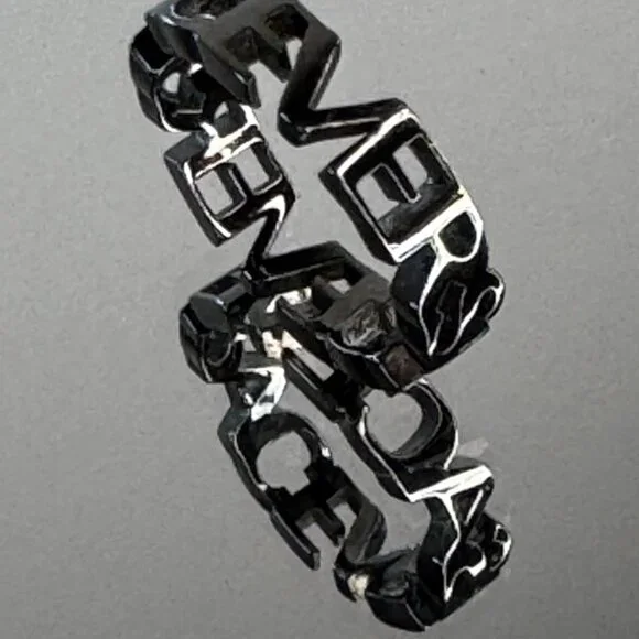 Versace Logo ring - Picture 3 of 14